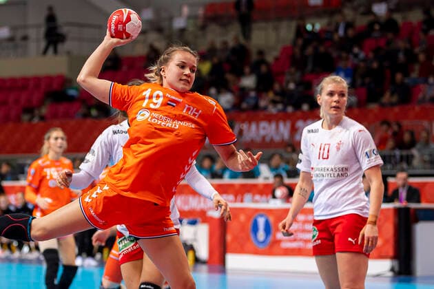 Handball, Frauen: WM 2019, Hauptrunde, Gruppe 1, 7. Spieltag , Dänemark - Niederlande Merel Freriks (Niederlande) Kumamoto Aqua Dome Kumamoto Japan