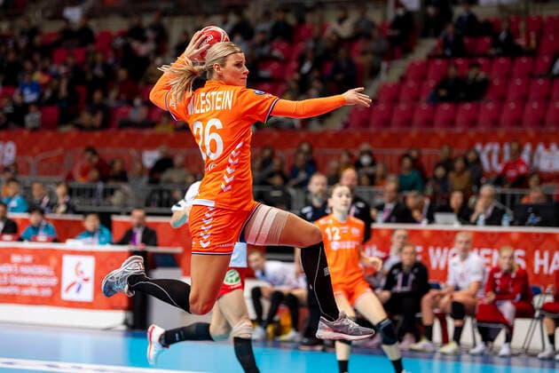 Handball, Frauen: WM 2019, Hauptrunde, Gruppe 1, 7. Spieltag , Dänemark - Niederlande Angela Malestein (Niederlande Bietigheim) Kumamoto Aqua Dome Kumamoto Japan