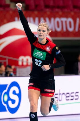 Handball, Frauen: WM 2019, Hauptrunde, Gruppe 1, 7. Spieltag , Deutschland - Serbien Evgenija Minevskaja (Deutschland Brest) Kumamoto Aqua Dome Kumamoto Japan