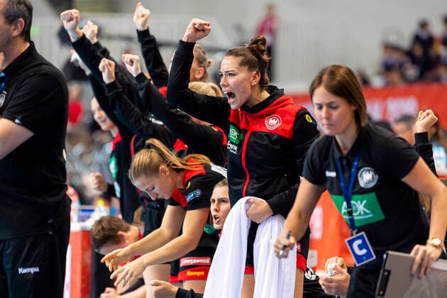 Handball, Frauen: WM 2019, Hauptrunde, Gruppe 1, 7. Spieltag , Deutschland - Serbien Emily Boelk Bölk (Deutschland Thueringer HC) Jubel Freude Emotion Kumamoto Aqua Dome Kumamoto Japan