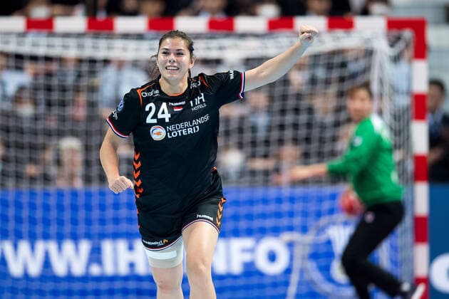 191211 Martine Smeets of Netherlands celebrates during the Women s World Handball Championship game between Netherlands and South Korea on December 11, 2019 in Kumamoto. Photo: Daniel Stiller Bildbyran kod DS 59423 bbeng dam women handball handboll world handball championship 2019 handball vm netherlands holland south korea jubel Copyright: DANIELxSTILLER BB191211DS001