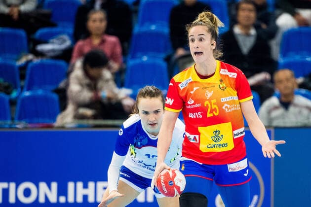 191211 Nerea Pena Abaurrea of Spain reacts during the Women s World Handball Championship match between Spain and Russia on December 11, 2019 in Kumamoto. Photo: Ludvig Thunman BILDBYRAN kod LT 35699 bbeng dam women handball handboll world handball championship 2019 ryssland russia spain spanien Copyright: LUDVIGxTHUNMAN BB191211LT030