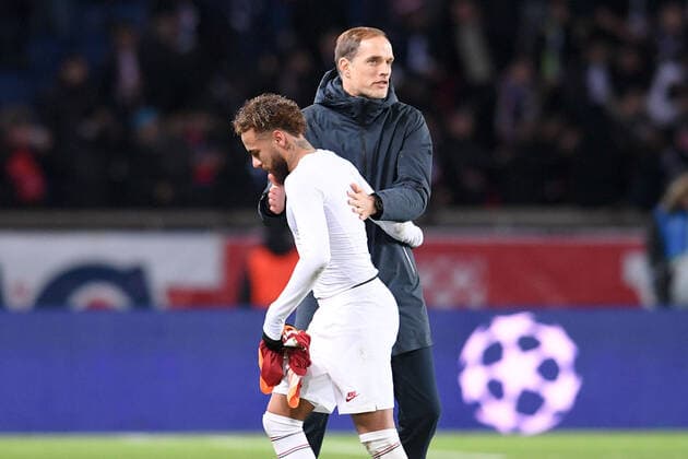 JOIE - FAIR PLAY - 10 NEYMAR JR (PSG) - THOMAS TUCHEL (ENTRAINEUR PSG) FOOTBALL : Paris SG vs Galatasaray - Ligue des Champions - 11 12 2019 FEP Panoramic 