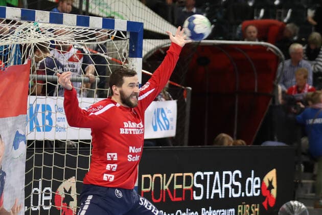 SG Flensburg-Handewitt vs HBW Balingen, LIQUI-MOLY Handball Bundesliga, 12.12.19; Flensburg Torbjoern Bergerud (SG Flensburg-Handewitt, 30) Copyright: xBEAUTIFULxSPORTS MarioxM.xKobergx