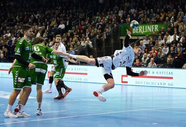 Handba12 Berlin 08.12.2019 Saison 2019 2020 HBL 1. Bundesliga Füchse Berlin - THW Kiel Hendrik Pekeler (Kiel, No.61)