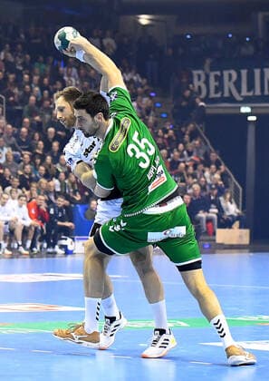 12.12.2019, xlakx, Handball Bundesliga, Fuechse Berlin - THW Kiel emspor, v.l. Steffen Weinhold (THW Kiel 13),Marko Kopljar(Fuechse Berlin 35) Berlin