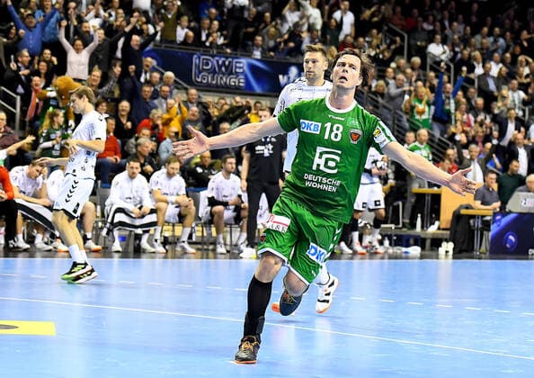 12.12.2019, xlakx, Handball Bundesliga, Fuechse Berlin - THW Kiel emspor, v.l. Freude,Jubel Hans Lindberg(Fuechse Berlin 18) Berlin