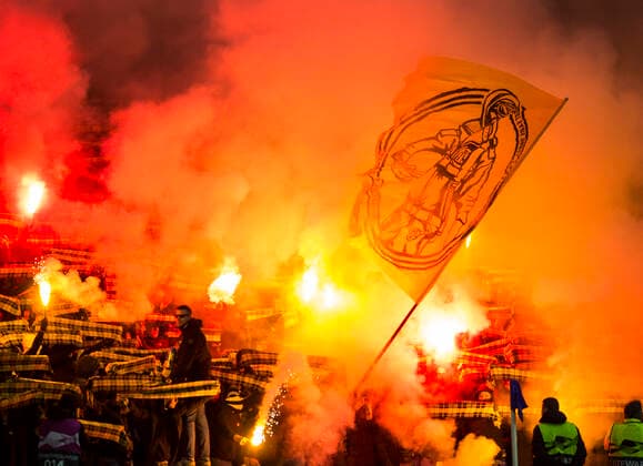 Bilder des Jahres 2019, Sport 12 Dezember Football - 2019 2020 UEFA Europa League - Group G: Rangers vs. BSC Young Boys Young Boys fans before the game, at Ibrox Stadium. COLORSPORT BRUCE WHITE 