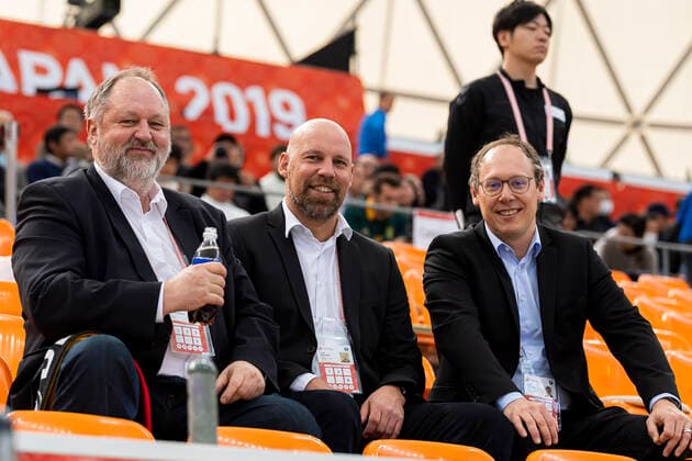 Handball, Frauen: WM 2019, Spiel um Platz 7, 9. Spieltag , Deutschland - Schweden v.li. DHB Präsident Andreas Michelmann, Vorstand Axel Kromer, Geschäftsführer Mark Schober Kumamoto Park Dome Kumamoto Japan