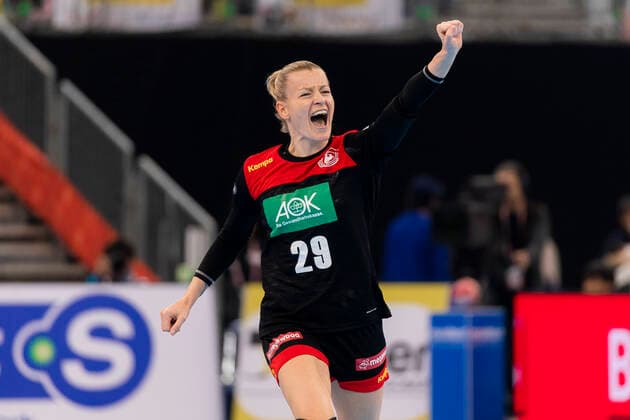Handball, Frauen: WM 2019, Spiel um Platz 7, 9. Spieltag , Deutschland - Schweden Antje Lauenroth (Deutschland Bietigheim) Kumamoto Park Dome Kumamoto Japan