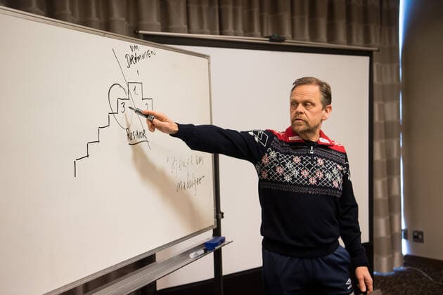 Handball, Damen WM, Nationalteam Norwegen Pressetermin 191214 Head coach Thorir Hergeirsson during a press meeting with the Norwegian team at the Women s World Handball Championship on December 14, 2019 in Kumamoto. Photo: Daniel Stiller Bildbyran kod DS 59430 bbeng dam women handball handboll world handball championship 2019 handball norway norge vm Copyright: DANIELxSTILLER BB191214DS004