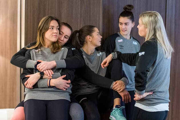 Handball, Damen WM, Nationalteam Norwegen Pressetermin 191214 Kari Brattset, Ingvild Bakkerud, Goalkeeper Andrea Austmo Pedersen, Stine Skogrand and Marit Roberg Jacobsen during a press meeting with the Norwegian team at the Women s World Handball Championship on December 14, 2019 in Kumamoto. Photo: Daniel Stiller Bildbyran kod DS 59430 bbeng dam women handball handboll world handball championship 2019 handball norway norge vm Copyright: DANIELxSTILLER BB191214DS018