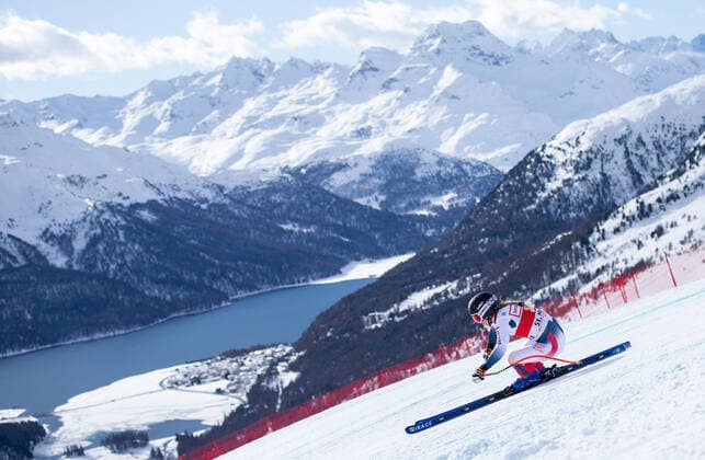 Bilder des Jahres 2019, Sport 12 Dezember Sport Bilder des Tages ALPINE SKIING - FIS WC St.Moritz SANKT MORITZ,SWITZERLAND,14.DEC.19 - ALPINE SKIING - FIS World Cup, Super G, ladies. Image shows Laura Gauche (FRA). GEPAxpictures xHaraldxSteiner