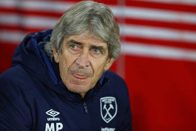 Football - 2019 2020 Premier League - Southampton vs. West Ham United West Ham United Manager Manuel Pellegrini before kick off at St Mary s Stadium Southampton COLORSPORT SHAUN BOGGUST 
