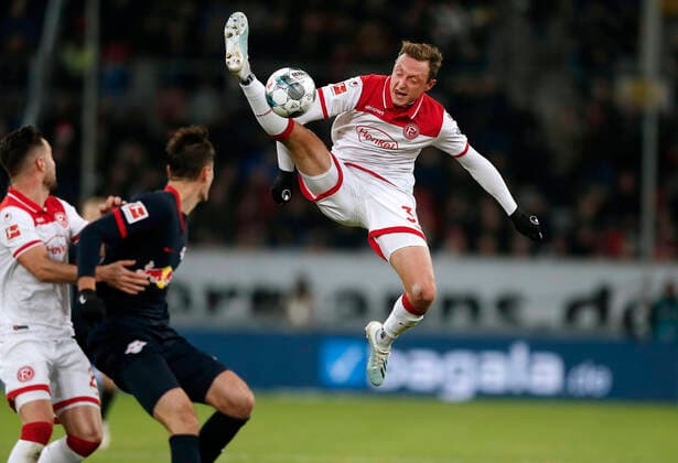 Bilder des Jahres 2019, Sport 12 Dezember Düsseldorf, Deutschland, 1. Fußball- Bundesliga, 15. Spieltag, Fortuna Düsseldorf : RB Leipzig 0-3 am 14.12.2019 in der Merkur-Spiel Arena in Düsseldorf Robin BORMUTH (F 95) Gemäß den Vorgaben der DFL Deutsche Fußball Liga ist es untersagt, in dem Stadion und oder vom Spiel angefertigte Fotoaufnahmen in Form von Sequenzbildern und oder videoähnlichen Fotostrecken zu verwerten bzw. verwerten zu lassen. *** Düsseldorf, Germany, 1 Football Bundesliga, 15 Spieltag, Fortuna Düsseldorf RB Leipzig 0 3 on 14 12 2019 in the Merkur Spiel Arena in Düsseldorf Robin BORMUTH F 95 In accordance with the requirements of the DFL Deutsche Fußball Liga, it is prohibited to exploit or have exploited photographs taken in the stadium and or during the match in the form of sequence images and or video-like photo sequences