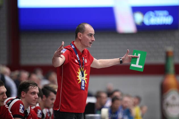 Emir Kurtagic (Trainer TuS N-Luebbecke) GER, Handball, 2. Bundesliga, TuS N-Luebbecke gegen Handball Verein Hamburg, 14.12..2019 Luebbecke Copyright: xStrohdiekx Eibner-Pressefotox EP_jsk
