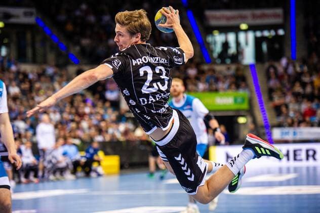 Dahmke, Rune (THW Kiel 23) beim Spiel in der Handball Bundesliga, TVB 1898 Stuttgart - THW Kiel. Stuttgart. 15.12.19 Handball , Stuttgart Baden Wuerttemberg Deutschland
