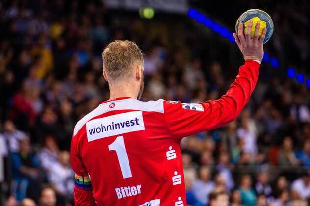 Bitter, Johannes (TVB Stuttgart 1) beim Spiel in der Handball Bundesliga, TVB 1898 Stuttgart - THW Kiel. Stuttgart. 15.12.19 Handball , Stuttgart Baden Wuerttemberg Deutschland