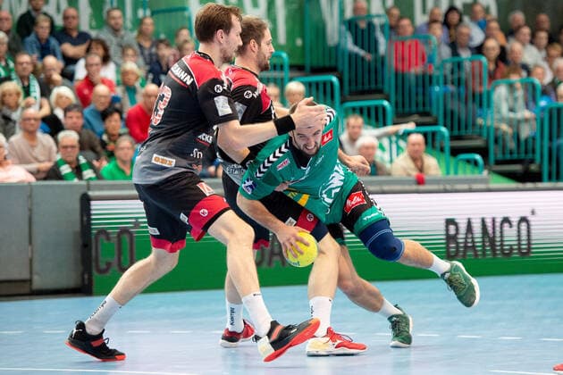Minden, Deutschland 15.12.2019: 1. Handball-Bundesliga - 2019 2020 - GWD Minden vs. HC Erlangen (R) Lucas Meister (Minden) Minden Nordrhein-Westfalen Deutschland Kampa Halle