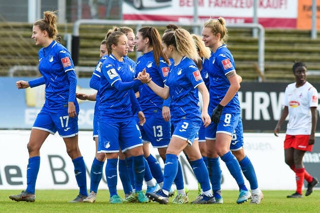 Lena Lattwein (TSG, 6), verdeckt, erzielt das Tor zum 0:1 , Treffer, Torerfolg, Action, Aktion, jubeln über ein Tor, Jubel, Torjubel, Torerfolg, celebrate the goal, goal, celebration, Jubel ueber das Tor, optimistisch, Action, Aktion, 15.12.2019, Köln (Deutschland), Fussball, Flyeralarm Frauen-Bundesliga, 1. FC Köln - TSG Hoffenheim, DFB DFL REGULATIONS PROHIBIT ANY USE OF PHOTOGRAPHS AS IMAGE SEQUENCES AND OR QUASI-VIDEO.