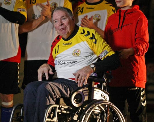 15.12.2019, xmohx, Handball URSAPHARM-Allstar-Spiel, All-Star-Team Deutschland (DHB) - Saarland Handball Allstars (Saar) emspor, v.l. Handball Legende Joachim Deackerm (Saar) (DFL DFB REGULATIONS PROHIBIT ANY USE OF PHOTOGRAPHS as IMAGE SEQUENCES and or QUASI-VIDEO) Homburg-Erbach