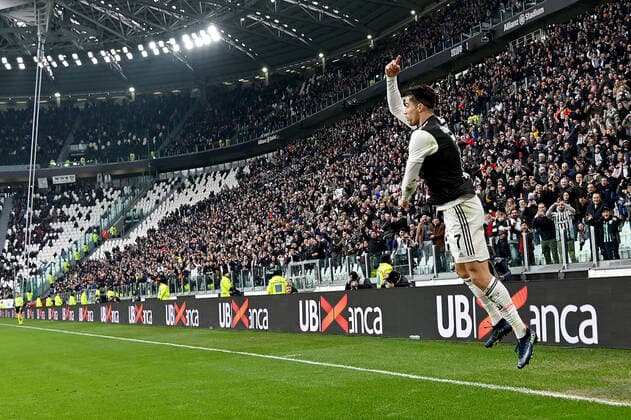 Sport Bilder des Tages Cristiano Ronaldo of Juventus celebrates after scoring a goal Torino 15-12-2019 Juventus Stadium Football Serie A 2019 2020 Juventus FC - Udinese 3-1 Photo Giuliano Marchisciano Insidefoto giulianoxmarchisciano