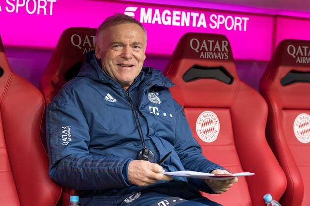 Fußball, Bundesliga, FC Bayern München - VfL Wolfsburg Im Bild Co-Trainer des FC Bayern München Hermann GERLAND. München Allianz Arena Bayern Deutschland Copyright: Passion2Press MarkusxFischerx