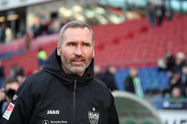 Hannover 96 - VfB Stuttgart Deutschland, Hannover, 21.12.2019, Fussball, 2. Bundesliga, Saison 2019 2020, 18. Spieltag, Hannover 96 - VfB Stuttgart: Tim Walter (Trainer VfB Stuttgart), DFL DFB REGULATIONS PROHIBIT ANY USE OF PHOTOGRAPHS AS IMAGE AND OR QUASI-VIDEO.