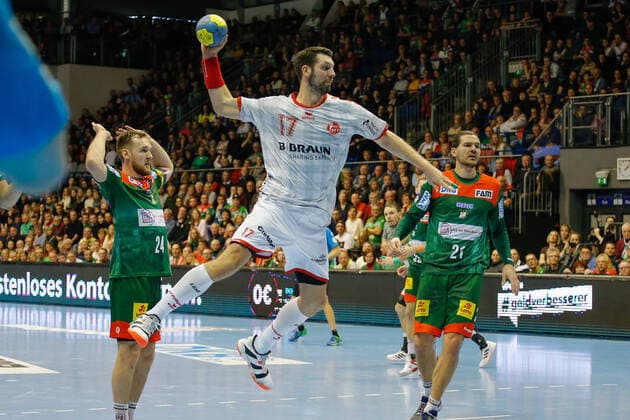 22.12.2019, xgox, Handball Liqui Moly HBL, SC Magdeburg - MT Melsungen emspor, v.l. Felix Danner (MT Melsungen, 17) wirft Tor, Torschuetze, erzielt Tor, Treffer, scores the goal GETEC Arena