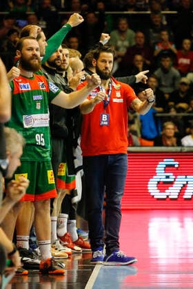 22.12.2019, xgox, Handball Liqui Moly HBL, SC Magdeburg - MT Melsungen emspor, v.l. Bennet Wiegert (Magdeburg, Trainer) Jubel, Torjubel, jubelt ueber das Tor, celebrate the goal, celebration GETEC Arena
