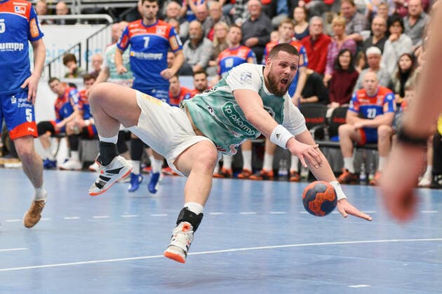 Sport Bilder des Tages Ilija Brozovic (TSV Hannover-Burgdorf 44) Handball, Maenner, DKB , LIQUI MOLY Handball Bundesliga, 22.12.2019, Foto:TBaur Eibner HBW Balingen-Weilstetten vs. TSV Hannover-Burgdorf Balingen Copyright: xBaur xEibner-Pressefotox EP_Toba