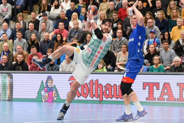 Evgeni Pevnov (TSV Hannover-Burgdorf 14) Handball, Maenner, DKB , LIQUI MOLY Handball Bundesliga, 22.12.2019, Foto:TBaur Eibner HBW Balingen-Weilstetten vs. TSV Hannover-Burgdorf Balingen Copyright: xBaur xEibner-Pressefotox EP_Toba