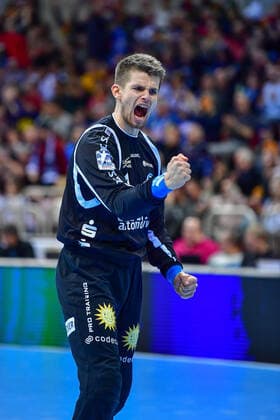 LIQUI MOLY Handball-Bundesliga 2019 2020 26.12.2019 Bergischer HC - Rhein-Neckar-Löwen, ISS Dome Düsseldorf Christopher Rudeck (Torwart, Bergischer HC, 1) Torwart Jubel Emotionen, 26.12.2019, Düsseldorf (Deutschland), Handball, Bundesliga, Bergischer HC - Rhein-Neckar Löwen
