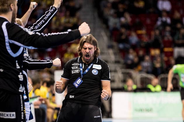 Sport Bilder des Tages 1. Handball Bundesliga; Bergischer HC - Rhein-Neckar Loewen; 26.12.2019 Sebastian Hinze (Trainer, Bergischer Handball Club), 1. Handball Bundesliga, Bergischer HC - Rhein-Neckar Loewen, ISS Dome, Duesseldorf Copyright: xBEAUTIFULxSPORTS Wunderlx