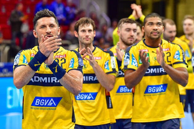 LIQUI MOLY Handball-Bundesliga 2019 2020 26.12.2019 Bergischer HC - Rhein-Neckar-Löwen, ISS Dome Düsseldorf Alexander Petersson (RNL, 32) Auswärtssieg Jubel Sieg Emotionen, 26.12.2019, Düsseldorf (Deutschland), Handball, Bundesliga, Bergischer HC - Rhein-Neckar Löwen