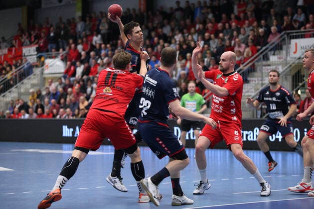 v.l. Jakob Schwabe (ASV Hamm-Westfalen 11), Felix Koenig (SG BBM Bietigheim 20), Jonas Link (SG BBM Bietigheim 22), Markus Fuchs (ASV Hamm-Westfalen 6) GER, Handball, 2. Bundesliga, ASV Hamm-Westfalen gegen SG BBM Bietigheim, 26.12.2019 Hamm Copyright: xStrohdiekx Eibner-Pressefotox EP_jsk