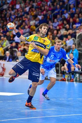 LIQUI MOLY Handball-Bundesliga 2019 2020 26.12.2019 Bergischer HC - Rhein-Neckar-Löwen, ISS Dome Düsseldorf Uwe Gensheimer (RNL, 3) Siebenmeter Action, 26.12.2019, Düsseldorf (Deutschland), Handball, Bundesliga, Bergischer HC - Rhein-Neckar Löwen
