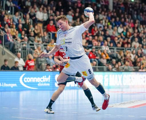 26.12.2019, Emslandarena, Lingen, GER, Handball, 1. Bundesliga: HSG Nordhorn-Lingen - SC Magdeburg, Christoph Steinert (Magdeburg 8) DFL REGULATIONS PROHIBIT ANY USE OF PHOTOGRAPHS AS IMAGE SEQUENCES AND OR QUASI-VIDEO. Lingen Niedersachsen Germany Emslandarena