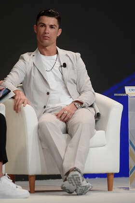 Foto Fabio Ferrari - LaPresse 28 Dicembre 2019 Dubai ( Emirati Arabi ) 14ma edizione di Dubai International Sports Conference - Beat the Challenges, Cristiano Way - Globe Soccer Award 2019 Nella foto:Cristiano Ronaldo photo Fabio Ferrari LaPresse December 28, 2019 Dubai (Unated Arab Emirate) Sport 13th edition of the Dubai International Sports Conference - Beat the Challenges, Cristiano Way - Globe Soccer Award 2019 In the pic:Cristiano Ronaldo  Copyright: xFabioxFerrari LaPresse LaPresse x