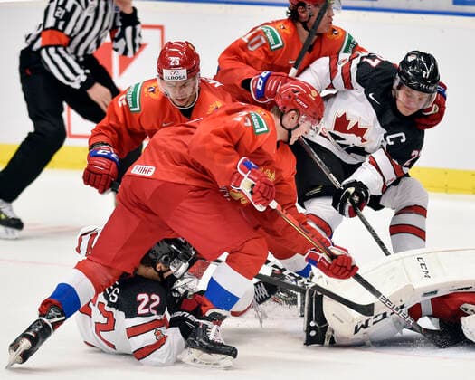 (L-R) Danil Misyul of Russia, Dylan Cozens of Canada, Pavel Dorofeyev and Dmitri Voronkov od Russia and Barrett Hayton of Canada in action during the 2020 IIHF World Junior Ice hockey, Eishockey Championships Group B match between Russia and Canada in Ostrava, Czech Republic, on December 28, 2019. (CTKxPhoto JaroslavxOzana) CTKPhotoP201912280469101  JAO 02