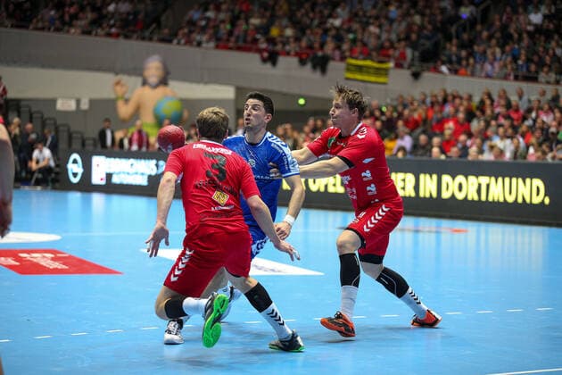 v.l. Fabian Huesmann (ASV Hamm-Westfalen 3), Alexander Hermann (VfL Gummersbach 18), Jakob Schwabe (ASV Hamm-Westfalen 11) Foto: Jan Strohdiek Eibner-Pressefoto Dortmund