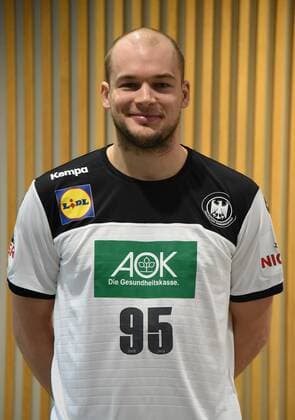 03.01.2019 Frankfurt am Main, Bekanntgabe des Aufgebotes des Deutschen Handballbundes zur EHF EURO 2020 - A-Handballnationalmannschaft - Kader Hendrik Pekeler 95, GER) :
