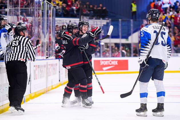 Eishockey, U20 WM, Kanada - Finnland 200104 Jamie Drysdale of Canada celebrates after 3-0 during the 2020 IIHF World Junior Championship semifinal game between Canada and Finland on January 4, 2020 in Ostrava. Photo: Simon Hastegard BILDBYRAN kod SH 180173 ishockey Ice hockey, Eishockey u20 jvm jvm 2020 jvm 19-20 iihf world junior championship world juniors bbeng semifinal kanada jubel Copyright: SIMONxHASTEGARD BB200104ZY004