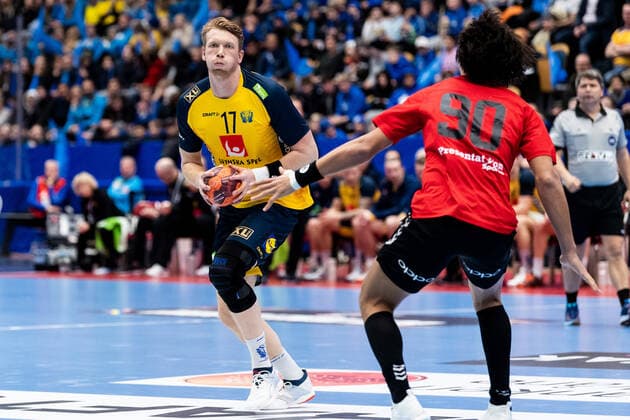 200105 Sveriges Simon Jeppsson under träningslandskampen i handboll mellan Sverige och Egypten den 5 januari 2020 i Jönköping. Copyright: JÖRGENxJARNBERGER BB200105JJ020