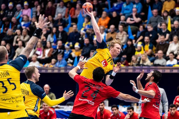 200105 Sveriges Simon Jeppsson under träningslandskampen i handboll mellan Sverige och Egypten den 5 januari 2020 i Jönköping. Copyright: JÖRGENxJARNBERGER BB200105JJ021