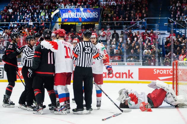 200105 Goalkeeper Amir Miftakhov of Russia in pain during the 2020 IIHF World Junior Championship gold medal game between Canada and Russia on January 5, 2020 in Ostrava. Photo: Simon Hastegard BILDBYRAN kod SH 180176 ishockey Ice hockey, Eishockey u20 jvm jvm 2020 jvm 19-20 iihf world junior championship world juniors bbeng final kanada ryssland Copyright: SIMONxHASTEGARD BB200105ZO017