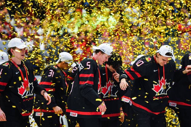 200105 Jacob Bernard-Docker and Raphael Lavoie of Canada celebrate after the 2020 IIHF World Junior Championship gold medal game between Canada and Russia on January 5, 2020 in Ostrava. Photo: Simon Hastegard BILDBYRAN kod SH 180176 ishockey Ice hockey, Eishockey u20 jvm jvm 2020 jvm 19-20 iihf world junior championship world juniors bbeng final kanada ryssland jubel Copyright: SIMONxHASTEGARD BB200105ZY029
