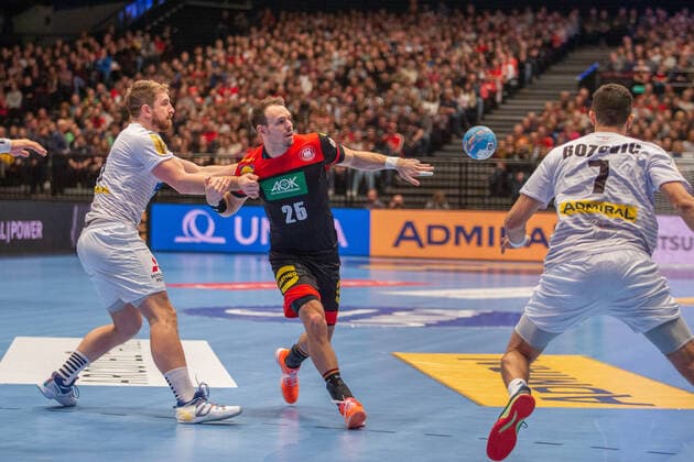 HANDBALL - AUT vs GER, test match VIENNA,AUSTRIA,06.JAN.20 - HANDBALL - OEHB international match, Länderspiel, Nationalmannschaft Austria vs Germany, test match. Image shows Kai Haefner (GER). GEPAxpictures xDavidxBitzan