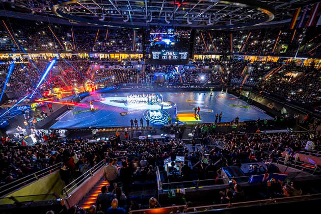 Mannheim, Deutschland 04. Januar 2020: Handball Länderspiel - EM 2020 - Deutschland vs. Island Übersicht SAP Arena Mannheim SAP Arena Baden-Württemberg Deutschland