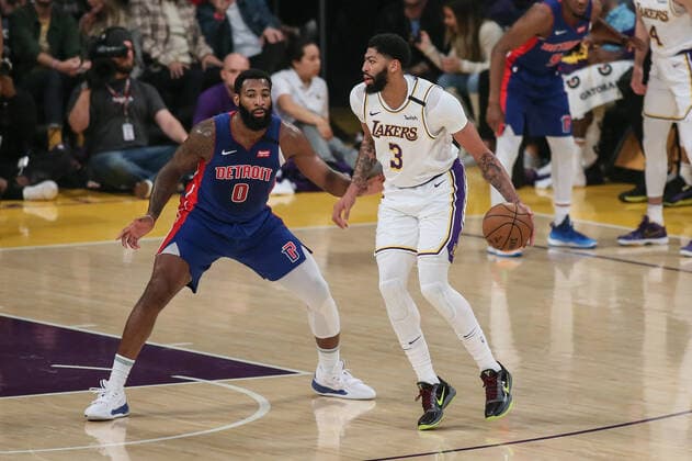LOS ANGELES, CA - JANUARY 05: Detroit Pistons center Andre Drummond (0) plays defense on Los Angeles Lakers forward Anthony Davis (3) during an NBA, Basketball Herren, USA game between the Detroit Pistons and the Los Angeles Lakers on January 05, 2020, at Stapes Center in Los Angeles, CA. (Photo by Jevone Moore Icon Sportswire) NBA: JAN 05 Pistons at Lakers Icon200105090